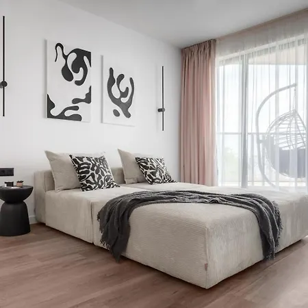 Stylish 1br With Balcony & Parking I Skyline By Flat Mаnаger Daire *