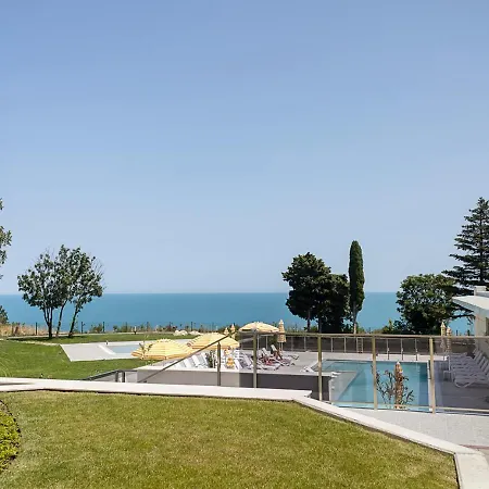 Stylish 1br With Sea View - Pool, & Parking I Skyline By Flat Mаnаger Appartement Varna