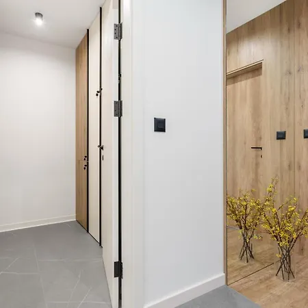 公寓 Stylish 1br With Balcony & Parking I Skyline By Flat Mаnаger *