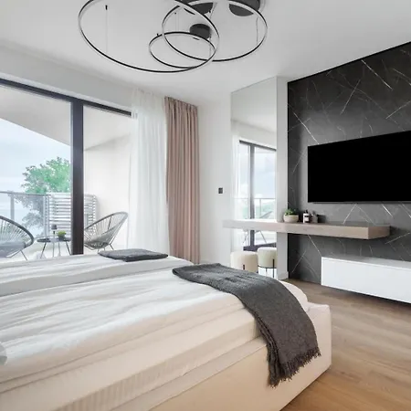 Stylish 1br With Balcony & Parking I Skyline By Flat Mаnаger 公寓